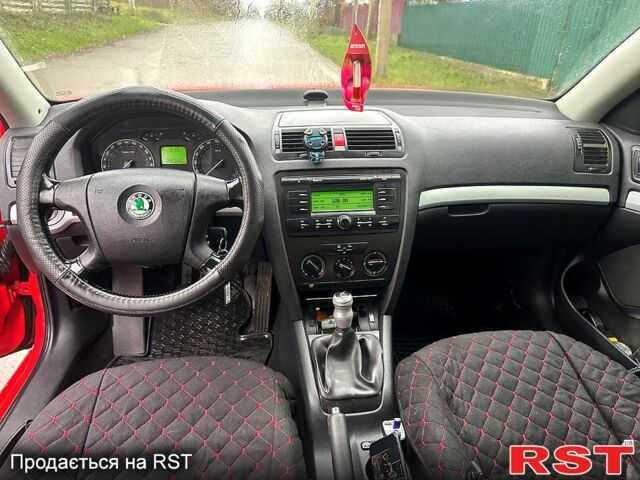 Червоний Шкода Октавія, об'ємом двигуна 1.6 л та пробігом 205 тис. км за 5300 $, фото 8 на Automoto.ua