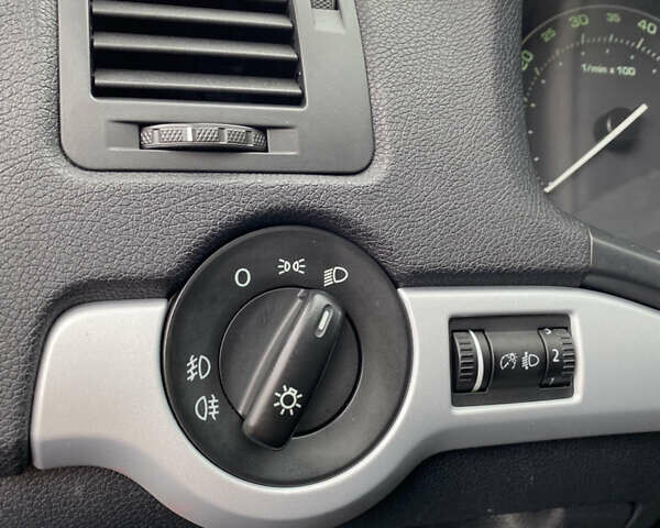 Красный Шкода Октавия, объемом двигателя 1.6 л и пробегом 199 тыс. км за 6500 $, фото 29 на Automoto.ua