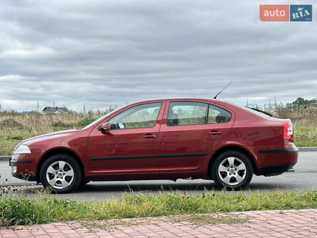 Червоний Шкода Октавія, об'ємом двигуна 1.6 л та пробігом 211 тис. км за 7999 $, фото 22 на Automoto.ua