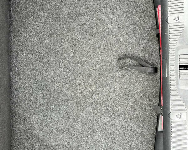 Червоний Шкода Октавія, об'ємом двигуна 1.6 л та пробігом 211 тис. км за 7999 $, фото 36 на Automoto.ua