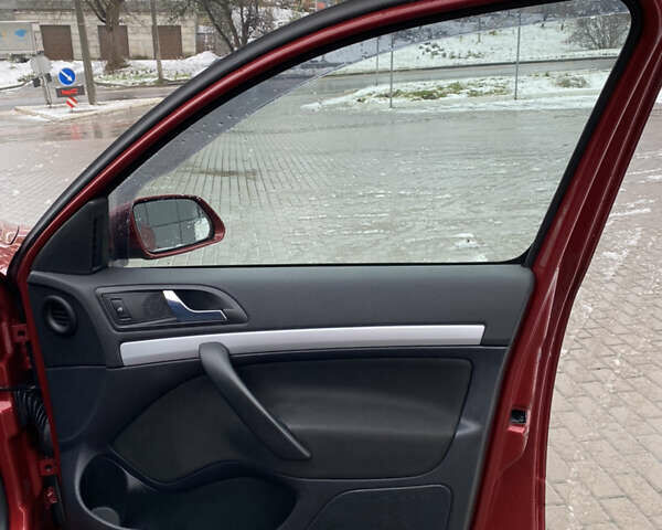 Красный Шкода Октавия, объемом двигателя 1.6 л и пробегом 199 тыс. км за 6500 $, фото 22 на Automoto.ua