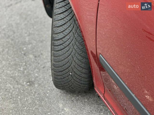 Червоний Шкода Октавія, об'ємом двигуна 1.6 л та пробігом 211 тис. км за 7999 $, фото 13 на Automoto.ua
