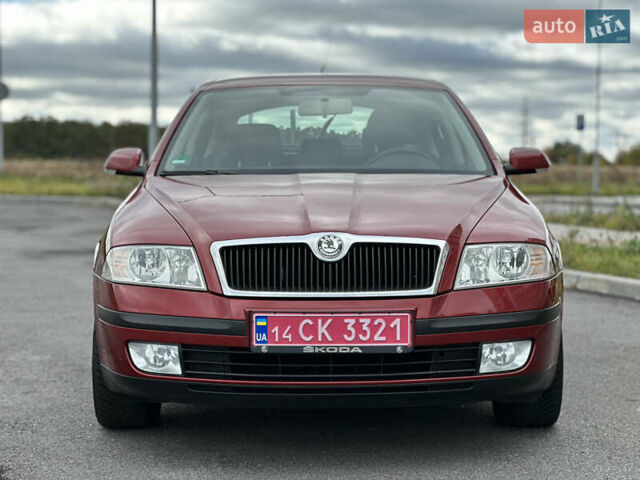 Червоний Шкода Октавія, об'ємом двигуна 1.6 л та пробігом 211 тис. км за 7999 $, фото 26 на Automoto.ua