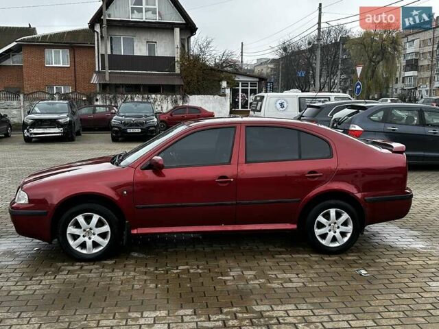Красный Шкода Октавия, объемом двигателя 1.6 л и пробегом 225 тыс. км за 4750 $, фото 9 на Automoto.ua