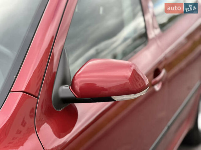 Червоний Шкода Октавія, об'ємом двигуна 1.6 л та пробігом 211 тис. км за 7999 $, фото 5 на Automoto.ua