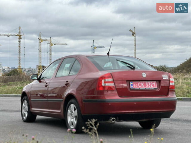 Червоний Шкода Октавія, об'ємом двигуна 1.6 л та пробігом 211 тис. км за 7999 $, фото 32 на Automoto.ua