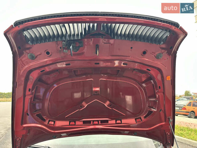 Червоний Шкода Октавія, об'ємом двигуна 1.6 л та пробігом 211 тис. км за 7999 $, фото 73 на Automoto.ua