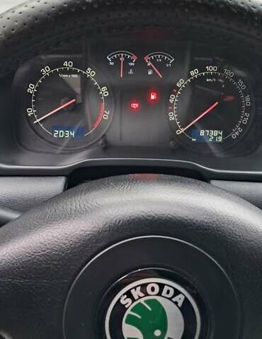 Красный Шкода Октавия, объемом двигателя 1.78 л и пробегом 187 тыс. км за 6800 $, фото 11 на Automoto.ua