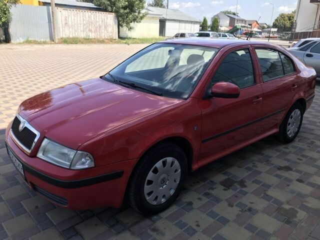 Красный Шкода Октавия, объемом двигателя 1.6 л и пробегом 234 тыс. км за 5300 $, фото 4 на Automoto.ua