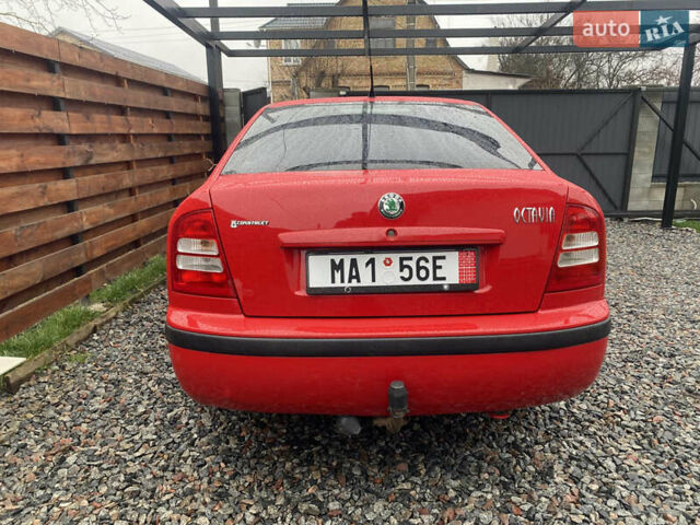 Красный Шкода Октавия, объемом двигателя 1.6 л и пробегом 168 тыс. км за 6200 $, фото 4 на Automoto.ua