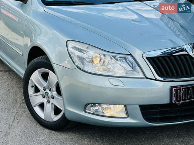 Красный Шкода Октавия, объемом двигателя 1.4 л и пробегом 168 тыс. км за 8400 $, фото 11 на Automoto.ua