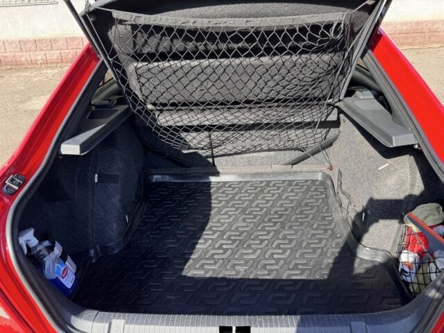 Красный Шкода Октавия, объемом двигателя 1.8 л и пробегом 159 тыс. км за 5990 $, фото 10 на Automoto.ua