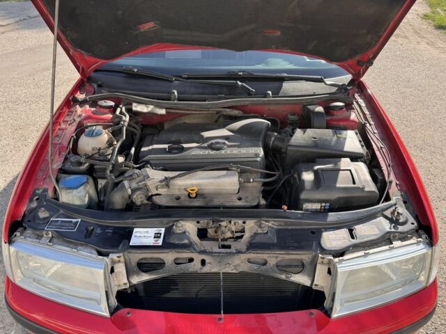 Красный Шкода Октавия, объемом двигателя 1.8 л и пробегом 159 тыс. км за 5990 $, фото 4 на Automoto.ua