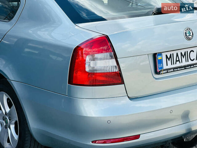 Красный Шкода Октавия, объемом двигателя 1.4 л и пробегом 168 тыс. км за 8400 $, фото 14 на Automoto.ua