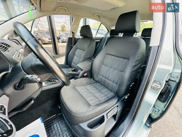 Красный Шкода Октавия, объемом двигателя 1.4 л и пробегом 168 тыс. км за 8400 $, фото 37 на Automoto.ua