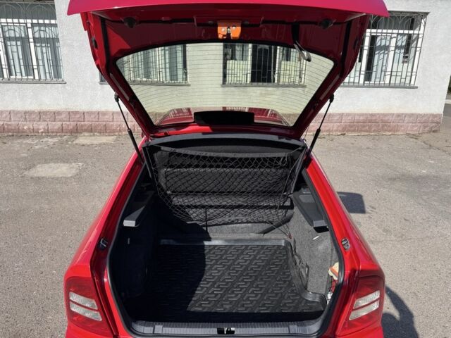 Красный Шкода Октавия, объемом двигателя 1.8 л и пробегом 159 тыс. км за 5990 $, фото 11 на Automoto.ua