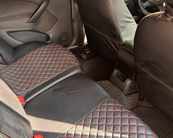 Червоний Шкода Октавія, об'ємом двигуна 1.6 л та пробігом 202 тис. км за 9500 $, фото 7 на Automoto.ua