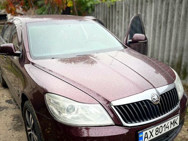 Червоний Шкода Октавія, об'ємом двигуна 1.8 л та пробігом 0 тис. км за 7600 $, фото 1 на Automoto.ua