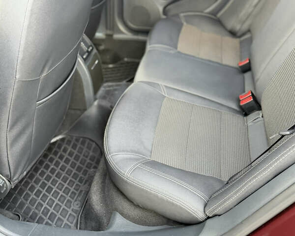 Шкода Октавия 2010 в Киеве на Automoto.ua Красный Шкода Октавия, объемом двигателя 1.8 л и пробегом 143 тыс. км за 7750 $, фото 36 на Automoto.ua