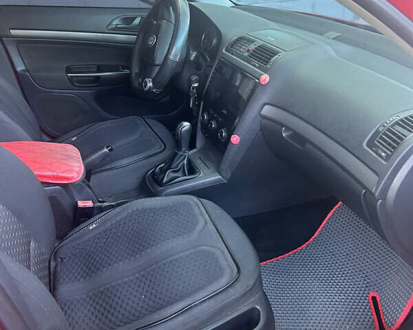 Красный Шкода Октавия, объемом двигателя 1.9 л и пробегом 336 тыс. км за 7600 $, фото 13 на Automoto.ua