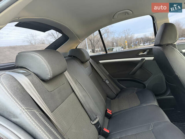 Шкода Октавия 2010 в Киеве на Automoto.ua Красный Шкода Октавия, объемом двигателя 1.8 л и пробегом 143 тыс. км за 7750 $, фото 26 на Automoto.ua