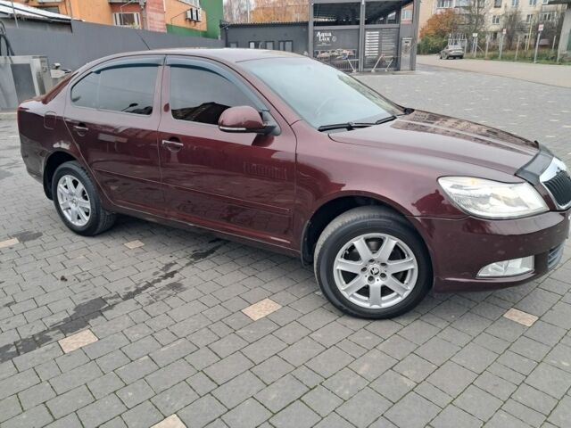 Красный Шкода Октавия, объемом двигателя 1.6 л и пробегом 242 тыс. км за 7300 $, фото 7 на Automoto.ua