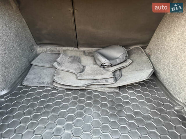 Шкода Октавия 2010 в Киеве на Automoto.ua Красный Шкода Октавия, объемом двигателя 1.8 л и пробегом 143 тыс. км за 7750 $, фото 56 на Automoto.ua