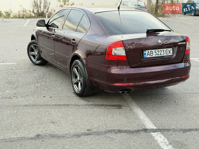 Шкода Октавия 2010 в Киеве на Automoto.ua Красный Шкода Октавия, объемом двигателя 1.8 л и пробегом 143 тыс. км за 7750 $, фото 10 на Automoto.ua