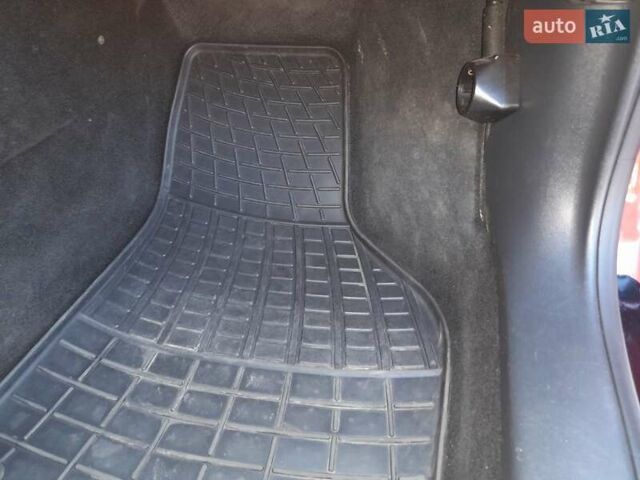 Красный Шкода Октавия, объемом двигателя 1.6 л и пробегом 265 тыс. км за 8600 $, фото 13 на Automoto.ua