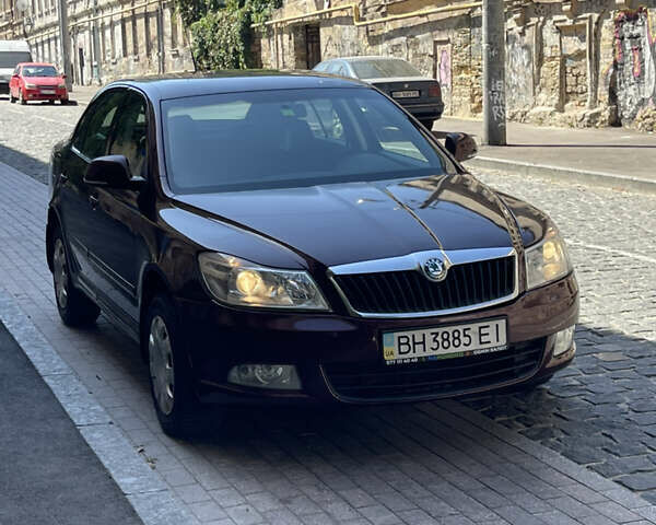 Красный Шкода Октавия, объемом двигателя 1.9 л и пробегом 495 тыс. км за 7000 $, фото 1 на Automoto.ua