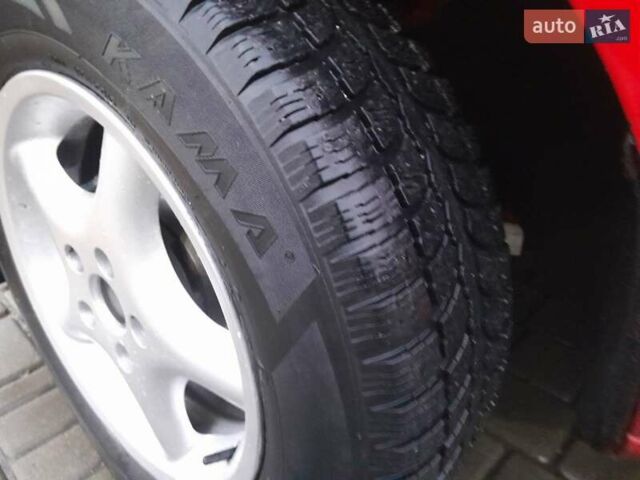 Красный Шкода Октавия, объемом двигателя 1.2 л и пробегом 315 тыс. км за 4999 $, фото 8 на Automoto.ua