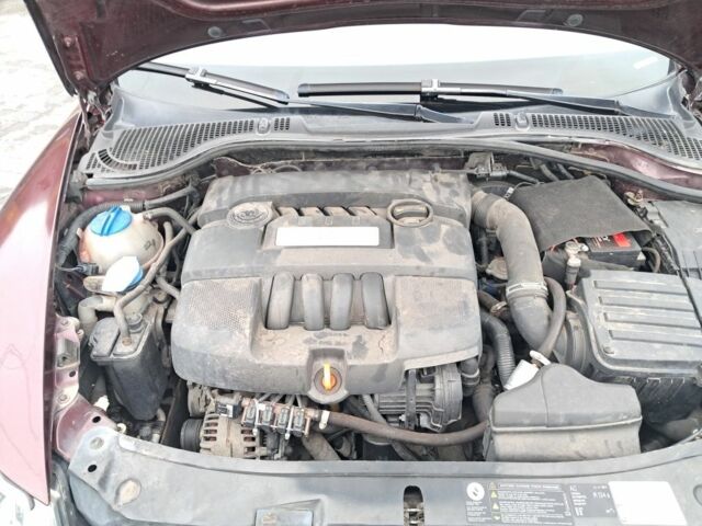 Красный Шкода Октавия, объемом двигателя 1.6 л и пробегом 242 тыс. км за 7300 $, фото 20 на Automoto.ua