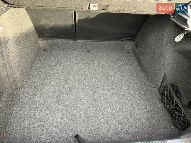 Шкода Октавия 2010 в Киеве на Automoto.ua Красный Шкода Октавия, объемом двигателя 1.8 л и пробегом 143 тыс. км за 7750 $, фото 75 на Automoto.ua