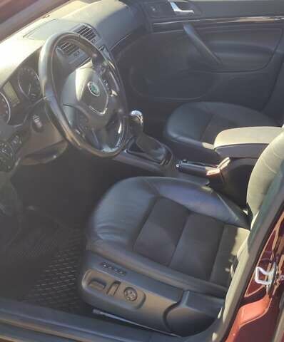 Красный Шкода Октавия, объемом двигателя 1.97 л и пробегом 273 тыс. км за 9500 $, фото 4 на Automoto.ua