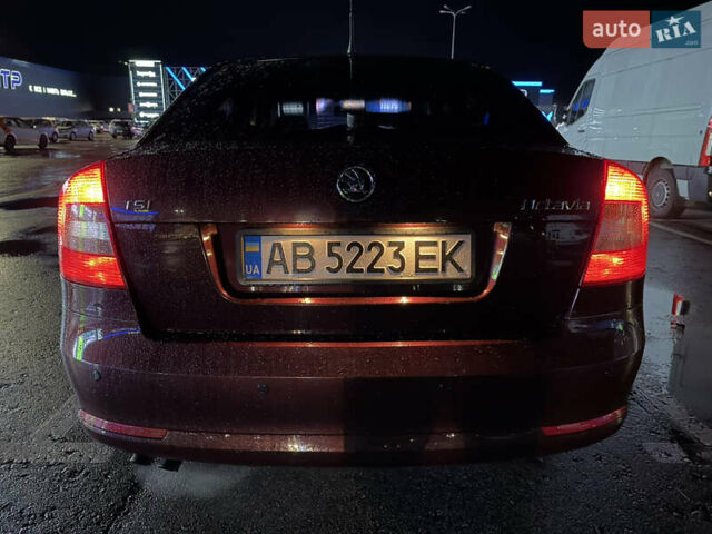 Шкода Октавия 2010 в Киеве на Automoto.ua Красный Шкода Октавия, объемом двигателя 1.8 л и пробегом 143 тыс. км за 7750 $, фото 65 на Automoto.ua