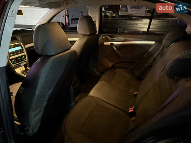 Шкода Октавия 2010 в Киеве на Automoto.ua Красный Шкода Октавия, объемом двигателя 1.8 л и пробегом 143 тыс. км за 7750 $, фото 64 на Automoto.ua