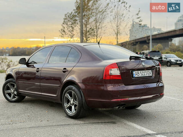Шкода Октавия 2010 в Киеве на Automoto.ua Красный Шкода Октавия, объемом двигателя 1.8 л и пробегом 143 тыс. км за 7750 $, фото 11 на Automoto.ua