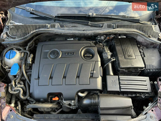 Червоний Шкода Октавія, об'ємом двигуна 1.6 л та пробігом 229 тис. км за 8200 $, фото 13 на Automoto.ua