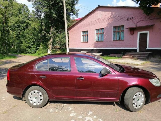 Червоний Шкода Октавія, об'ємом двигуна 1.2 л та пробігом 350 тис. км за 5000 $, фото 5 на Automoto.ua