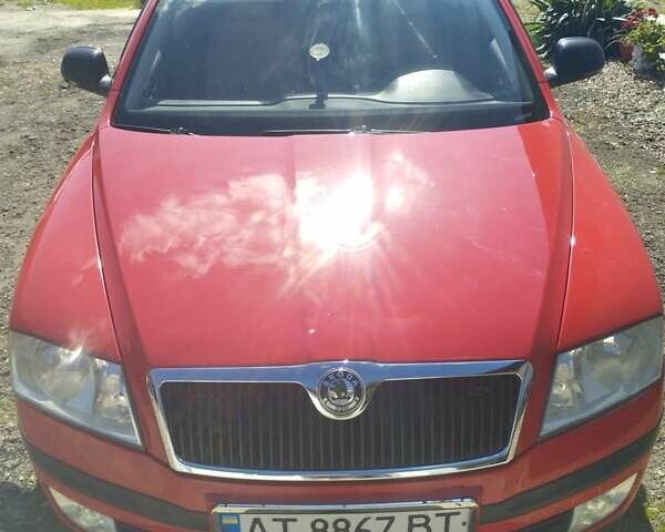 Красный Шкода Октавия, объемом двигателя 1.4 л и пробегом 251 тыс. км за 6500 $, фото 2 на Automoto.ua