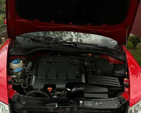 Червоний Шкода Октавія, об'ємом двигуна 1.6 л та пробігом 256 тис. км за 7400 $, фото 8 на Automoto.ua