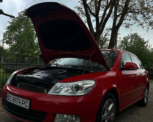 Червоний Шкода Октавія, об'ємом двигуна 1.6 л та пробігом 256 тис. км за 7400 $, фото 1 на Automoto.ua