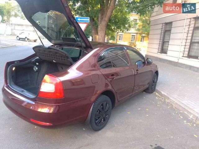 Красный Шкода Октавия, объемом двигателя 1.8 л и пробегом 270 тыс. км за 6700 $, фото 16 на Automoto.ua