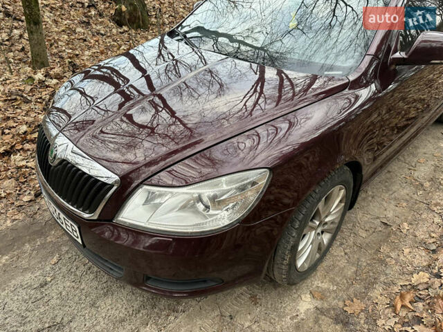 Красный Шкода Октавия, объемом двигателя 1.2 л и пробегом 360 тыс. км за 5499 $, фото 8 на Automoto.ua