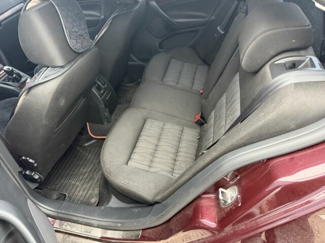 Красный Шкода Октавия, объемом двигателя 1.8 л и пробегом 173 тыс. км за 2500 $, фото 6 на Automoto.ua