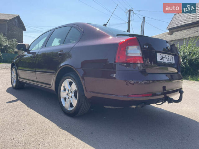 Червоний Шкода Октавія, об'ємом двигуна 1.4 л та пробігом 223 тис. км за 8300 $, фото 10 на Automoto.ua