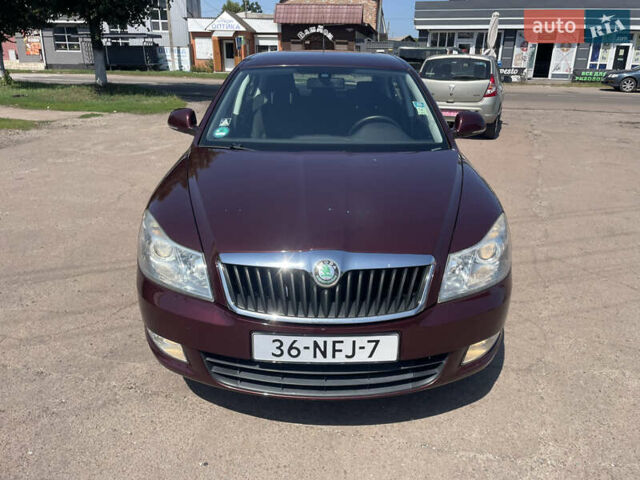 Червоний Шкода Октавія, об'ємом двигуна 1.4 л та пробігом 223 тис. км за 8300 $, фото 4 на Automoto.ua