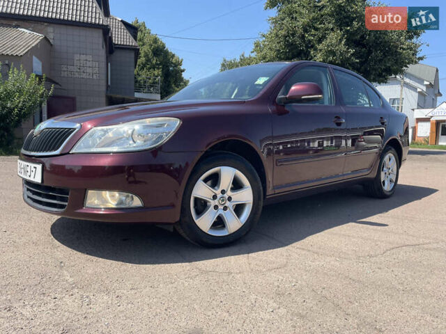 Червоний Шкода Октавія, об'ємом двигуна 1.4 л та пробігом 223 тис. км за 8300 $, фото 1 на Automoto.ua