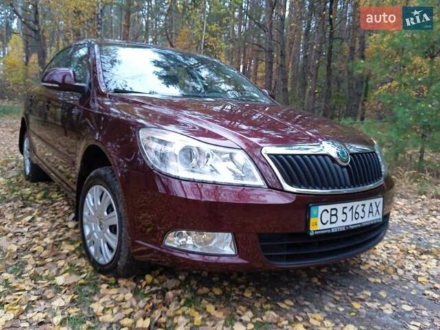 Красный Шкода Октавия, объемом двигателя 1.6 л и пробегом 156 тыс. км за 9500 $, фото 11 на Automoto.ua