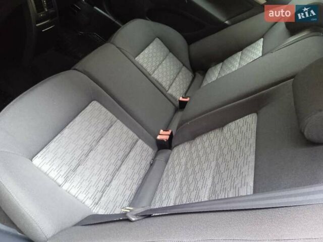 Красный Шкода Октавия, объемом двигателя 1.6 л и пробегом 156 тыс. км за 9500 $, фото 43 на Automoto.ua